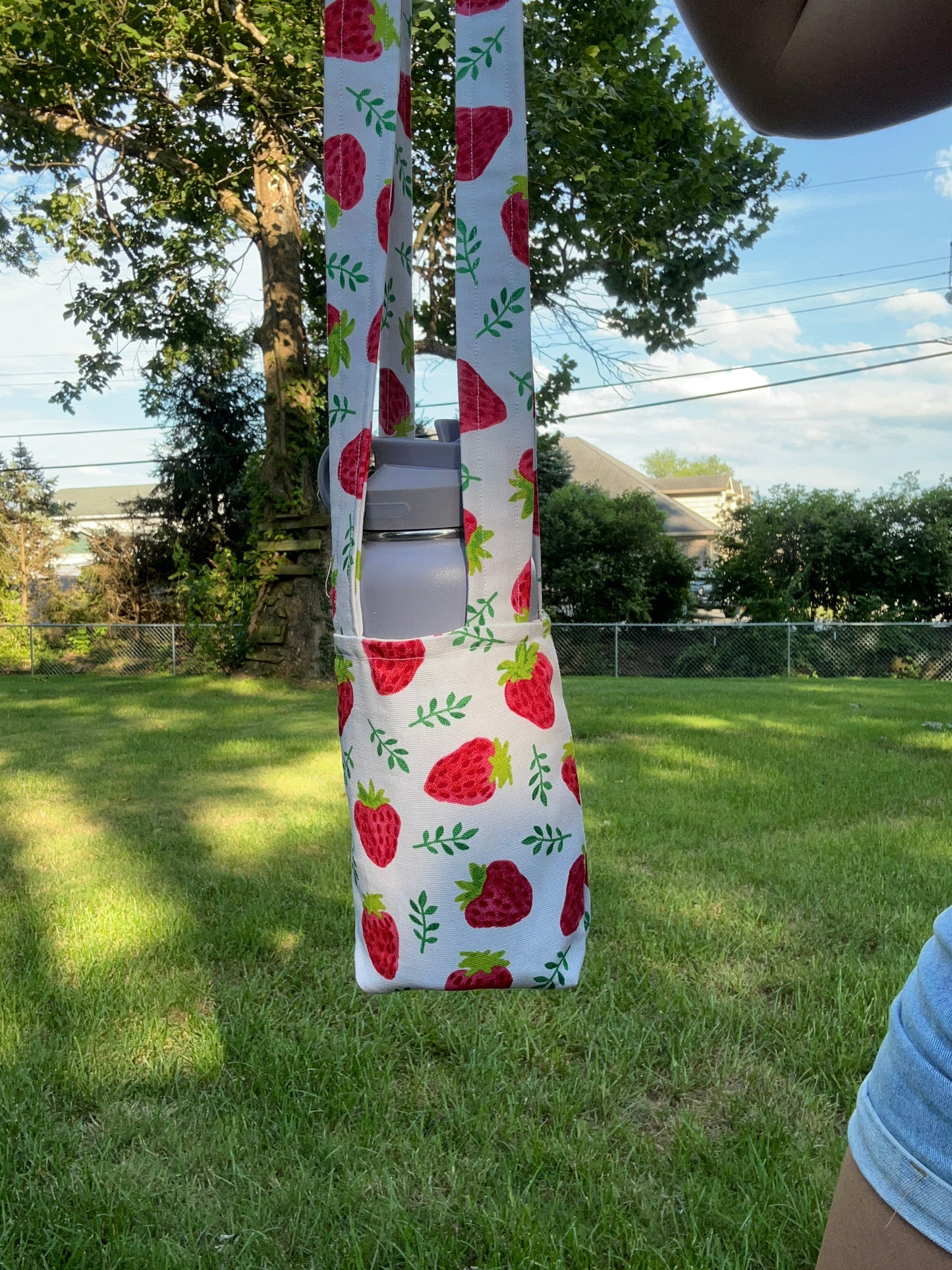 Mini cross body bottle bag