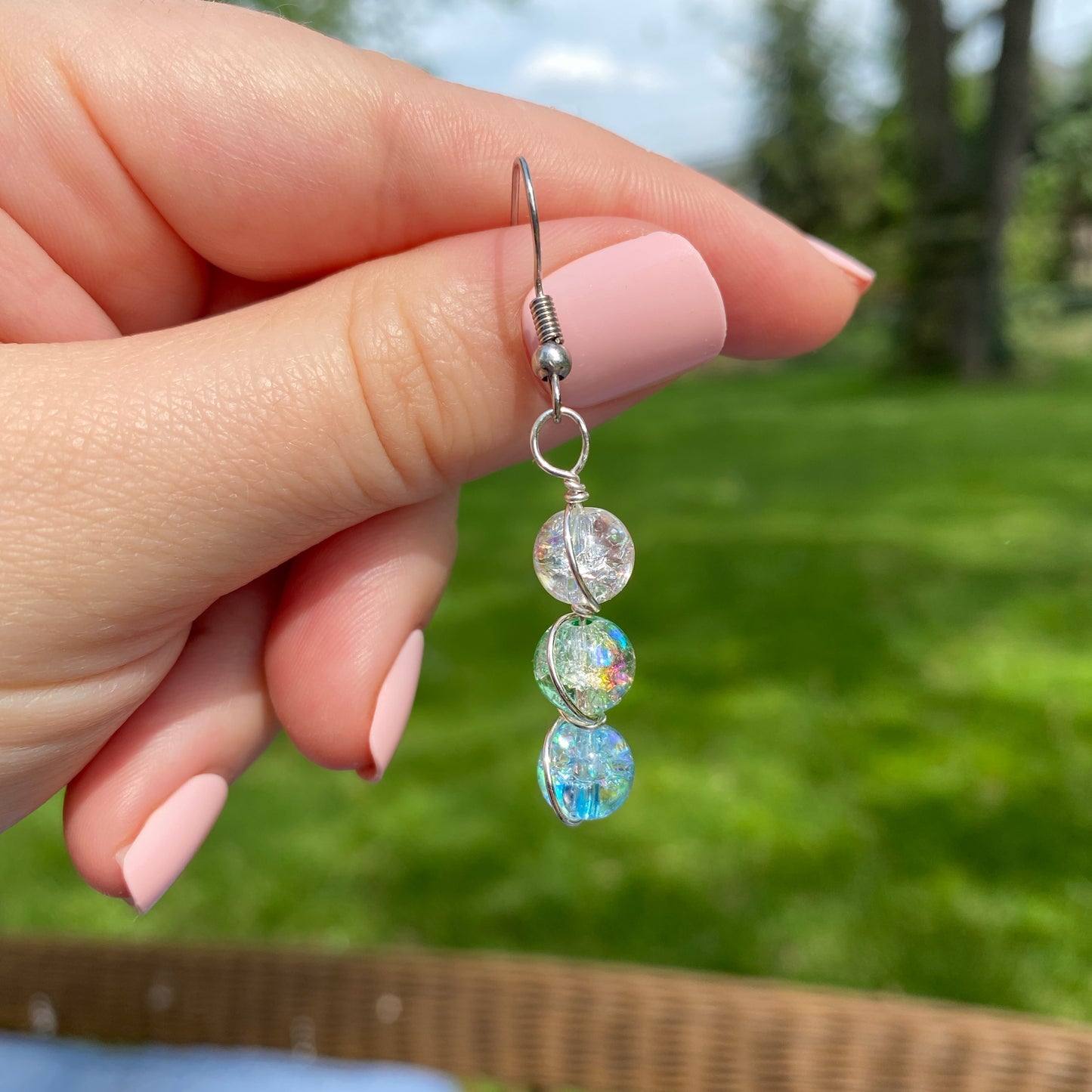 💚sparkly green blue wire wrapped earrings💚