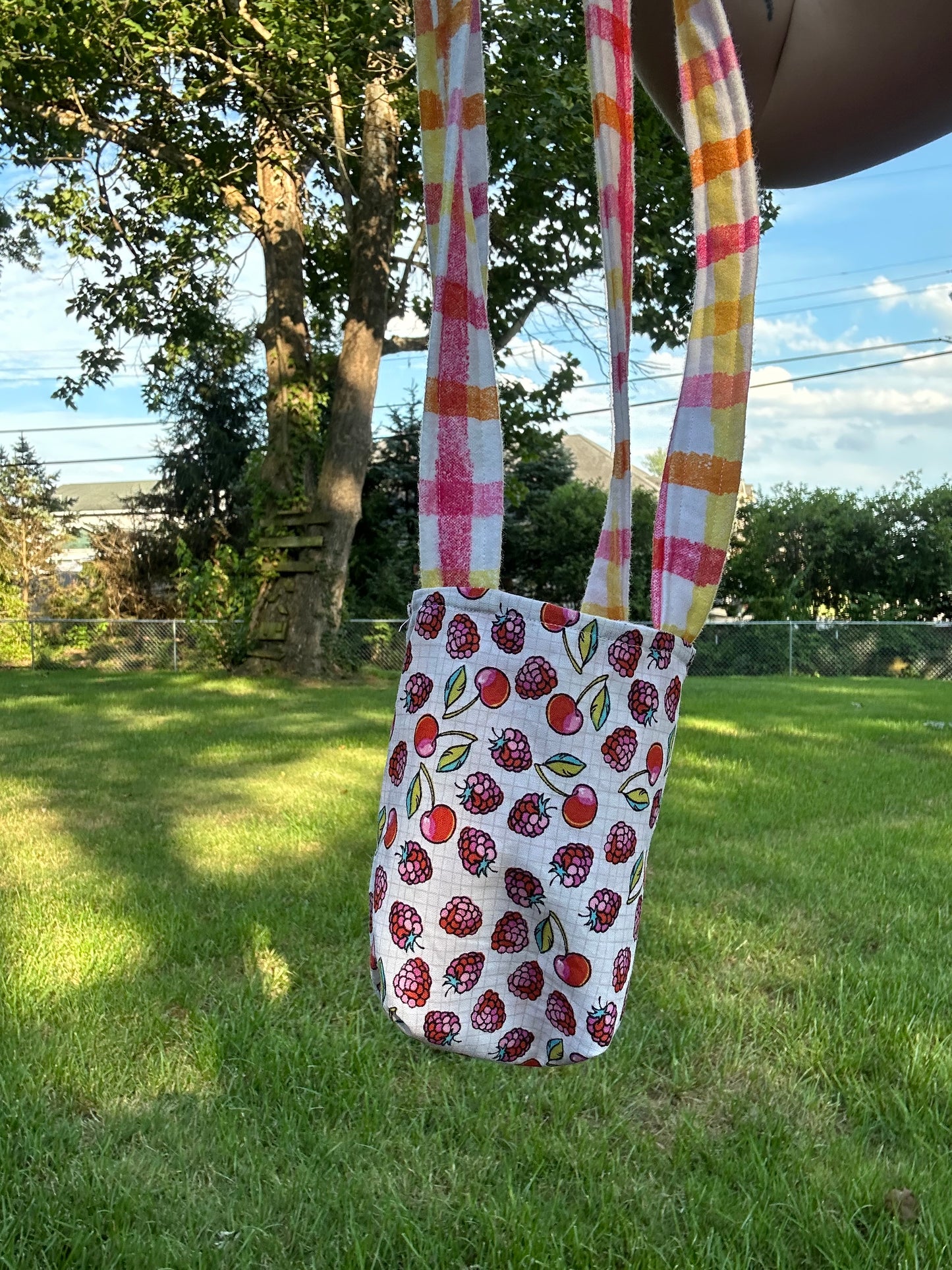 Mini cross body bottle bag